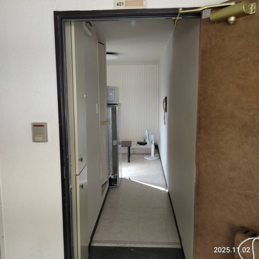 玄関 メゾン桃谷