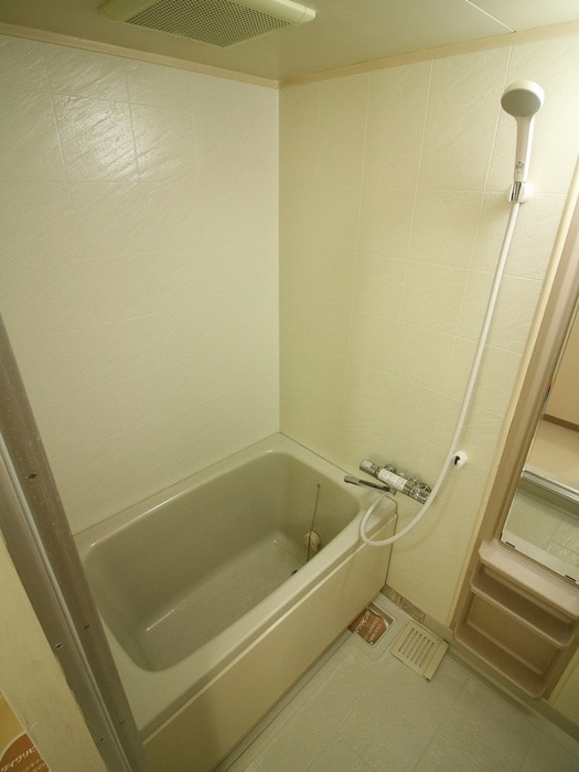 バス／シャワールーム等 ファミリ－ハイツ岡町