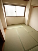 居室 ファミリ－ハイツ岡町