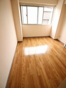 居室 ファミリ－ハイツ岡町