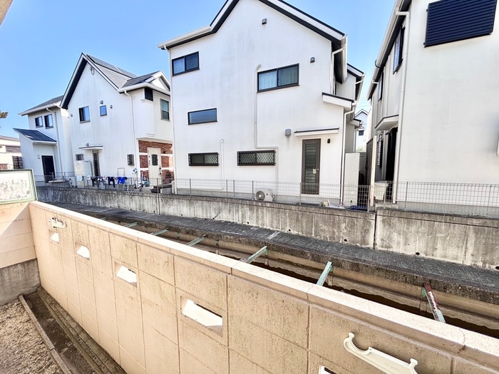 室内からの展望 グリーンマンション吉川