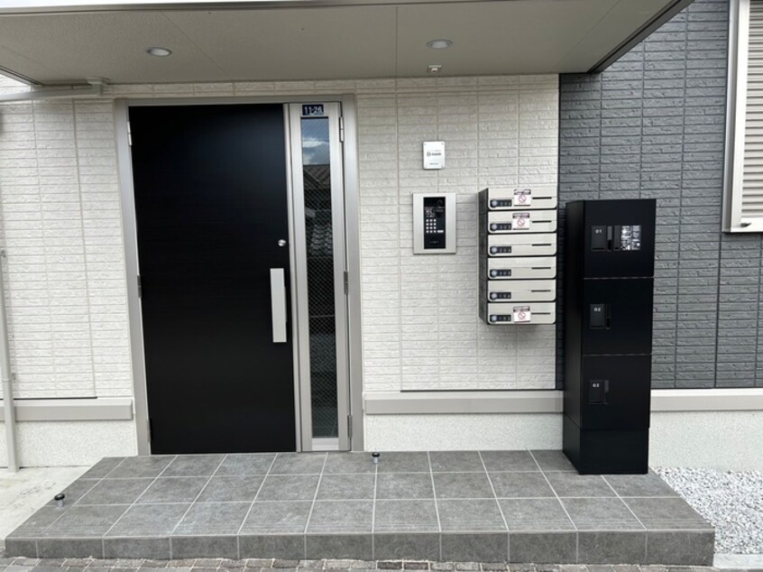 エントランス部分 グレイスアムール