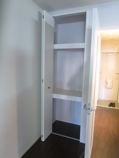 収納 ヴァロンド－ル中野