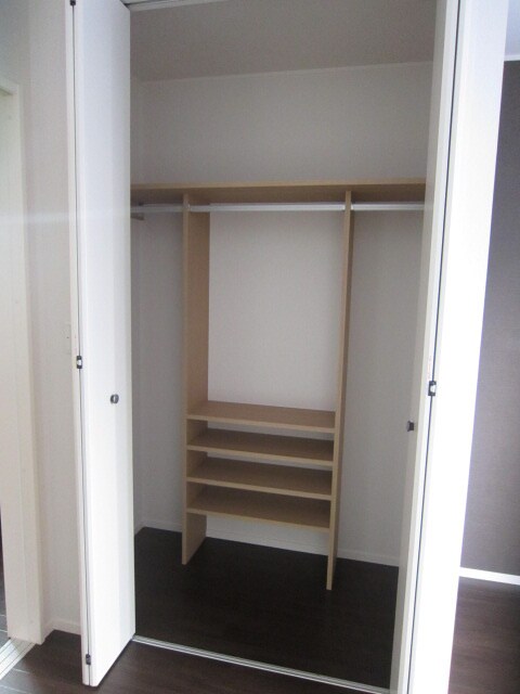 収納 ヴァロンド－ル中野