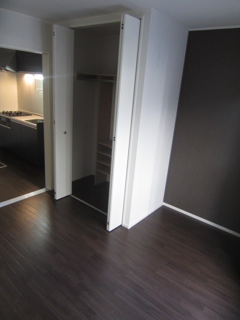 居室 ヴァロンド－ル中野