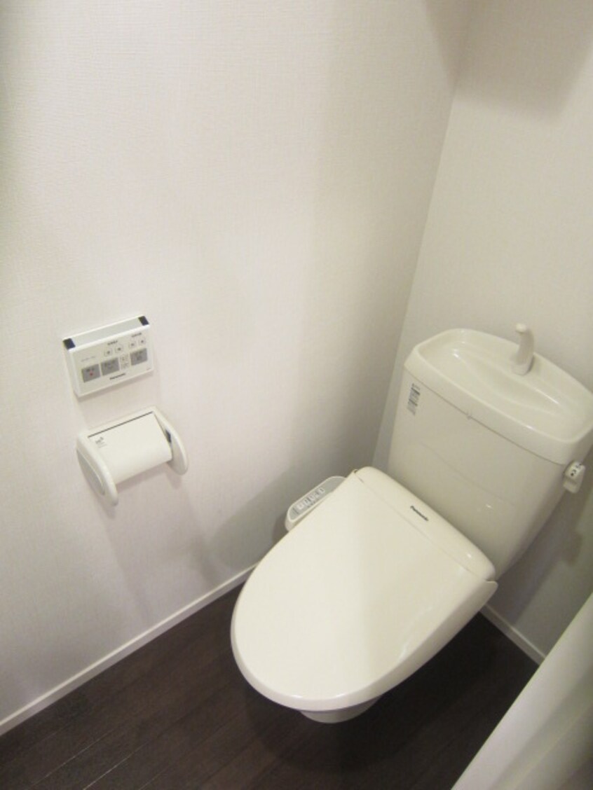 トイレ ヴァロンド－ル中野