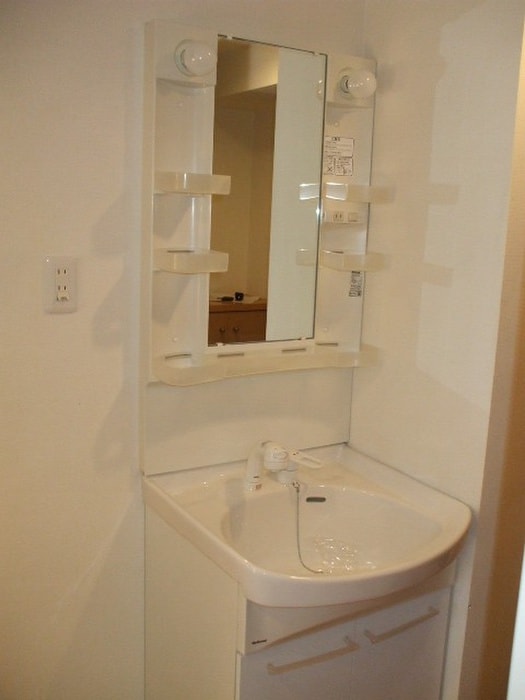 洗面 ｸﾞﾗﾝﾄﾞﾊﾟﾚｽ西大路ＥＡＳＴ