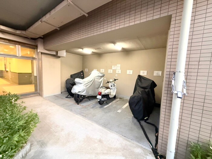 バイク置き場 ｗｉｌｌ　Ｄｏ塚本