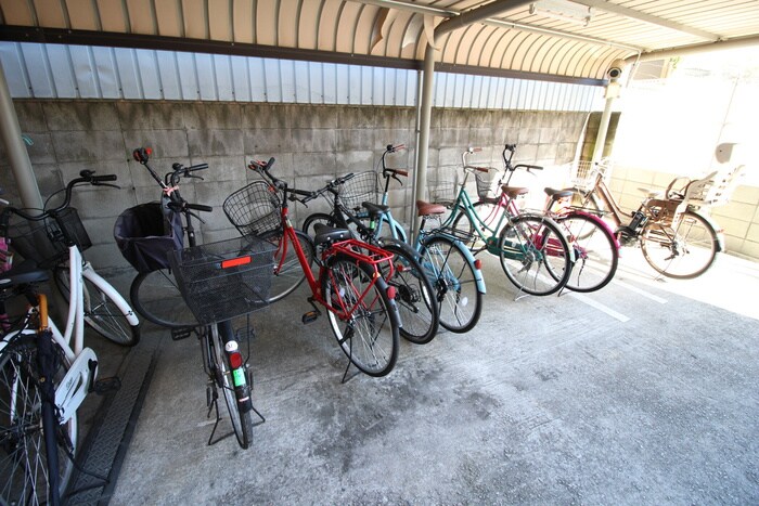 駐輪場 シラサギハイム