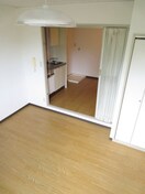 居室 サテンドール草津