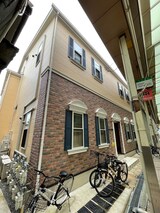 セリーナ田辺