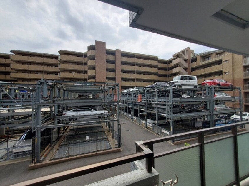 室内からの展望 アビタシオン南桃山