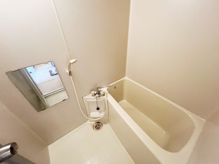 バス／シャワールーム等 シルクル－ム３番館