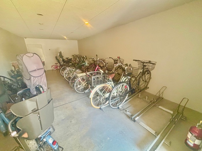 駐輪場 シャ－メゾン白鷺