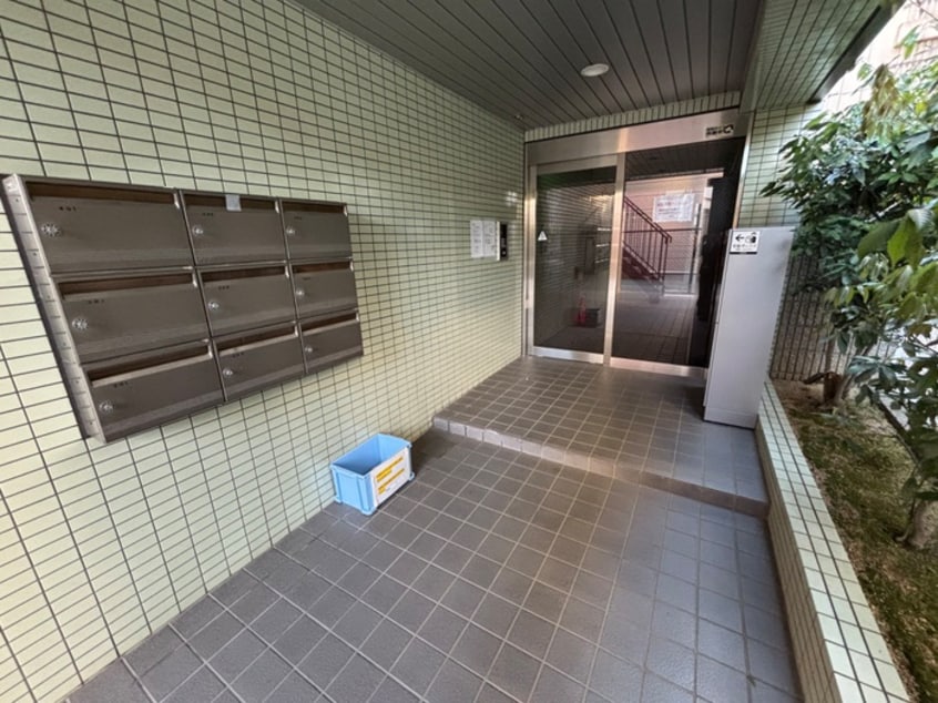 エントランス部分 Sempre Vita　甲東園