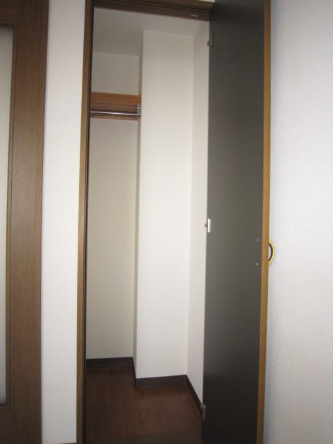 収納 ルミエ－ル都島