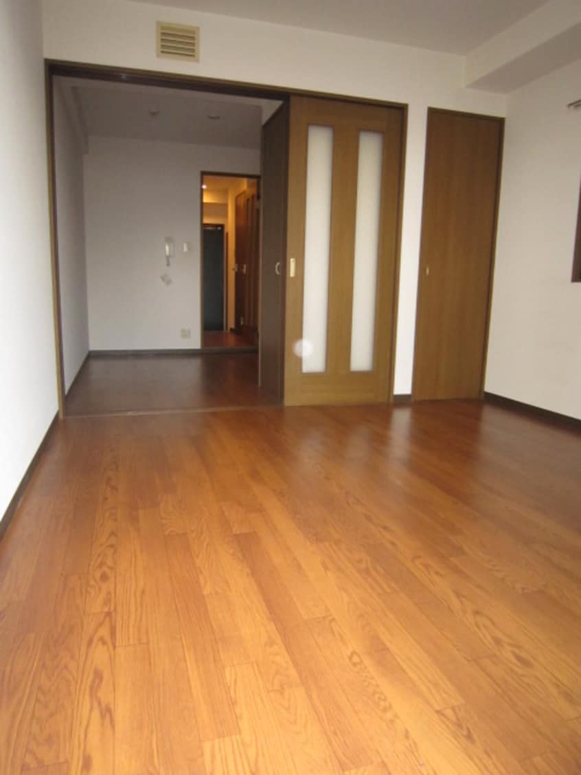 居室 ルミエ－ル都島