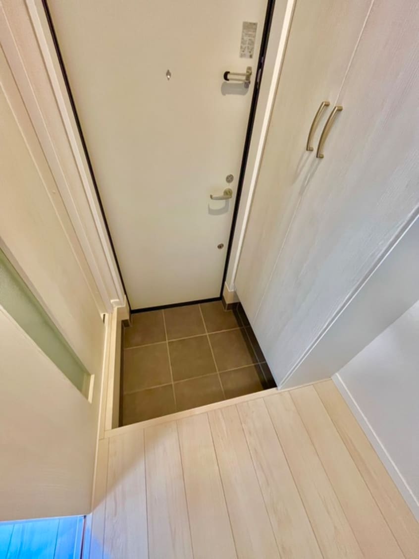 玄関 プレミアムスイート泉佐野