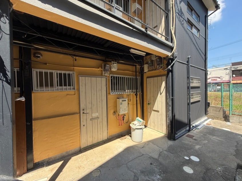 エントランス部分 チョコブラック