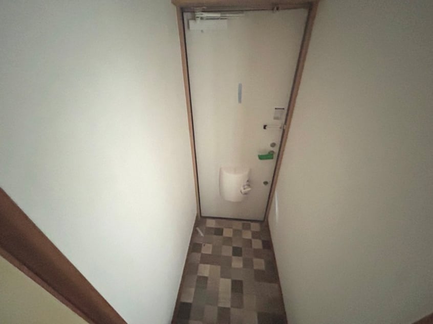 玄関 チョコブラック