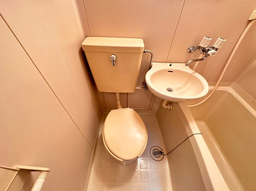 トイレ アメリカンハウス二条