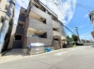 ﾌｼﾞﾊﾟﾚｽ吹田中の島公園Ⅱ番館の外観