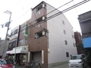 ホームズの外観
