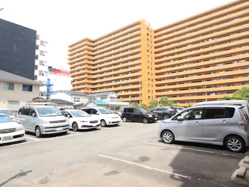 駐車場 新大阪エルセーヌ五月