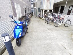駐輪場