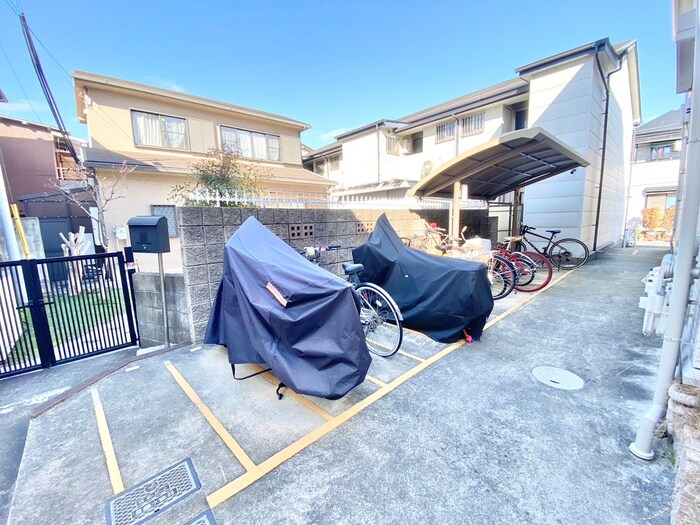 駐輪場 リバタイセイ