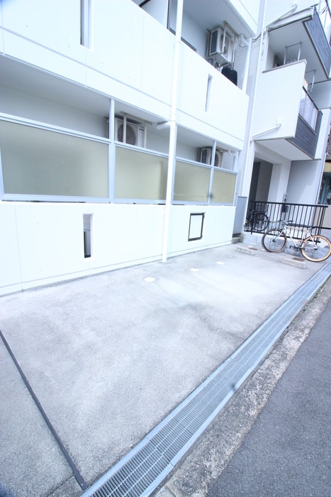 駐車場 ＣＨＥＬＳＥＡ