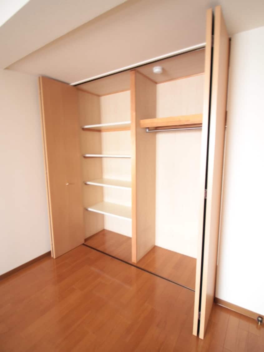 収納 パルティ－ル新石切