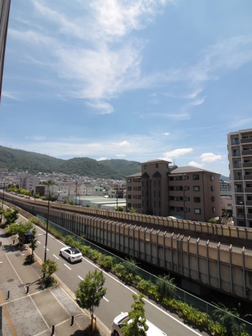 室内からの展望 パルティ－ル新石切