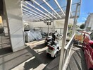 バイク置き場 マノワールⅢ番館