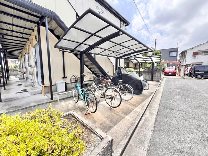 駐輪場 ラルゴ藤井寺