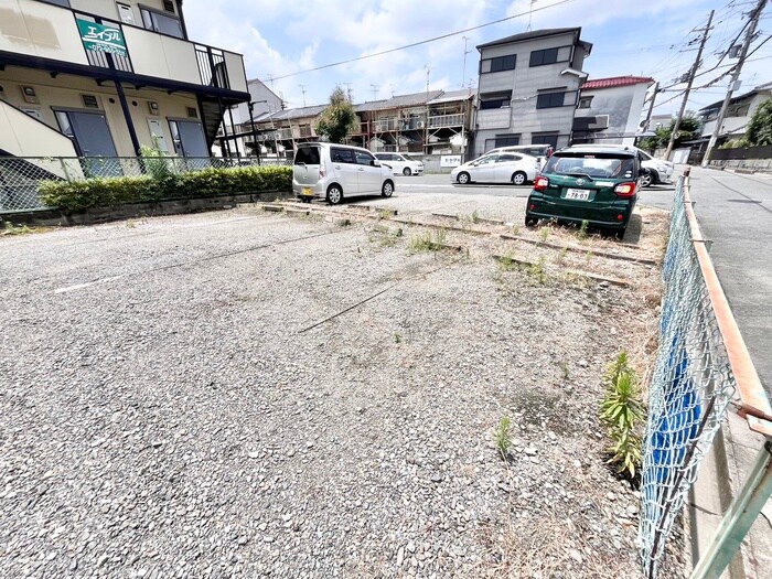 駐車場 ラルゴ藤井寺