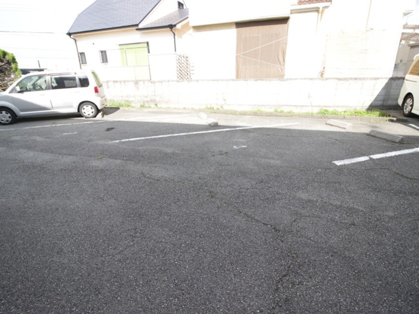駐車場 わいわいハイツ