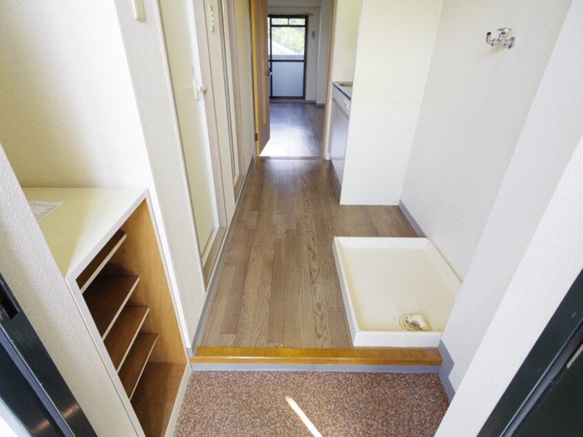 玄関 きんこん館