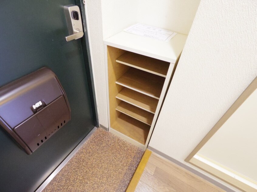 靴箱 きんこん館