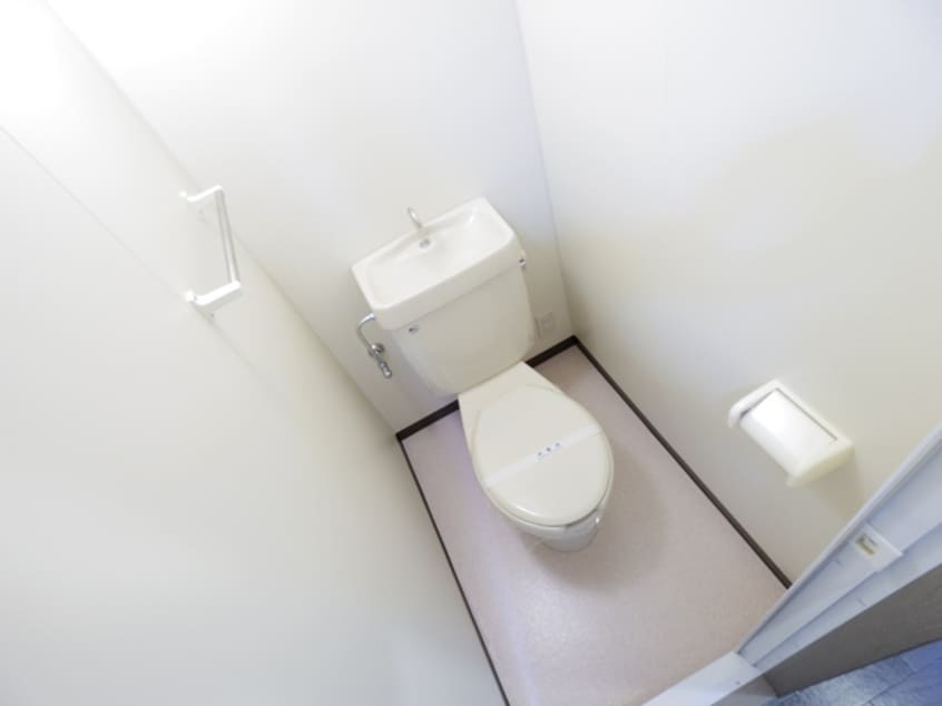 トイレ きんこん館