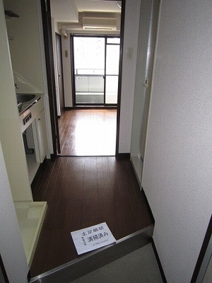 玄関 Ｍｉｓｔｒａｌ本町ＷＥＳＴ