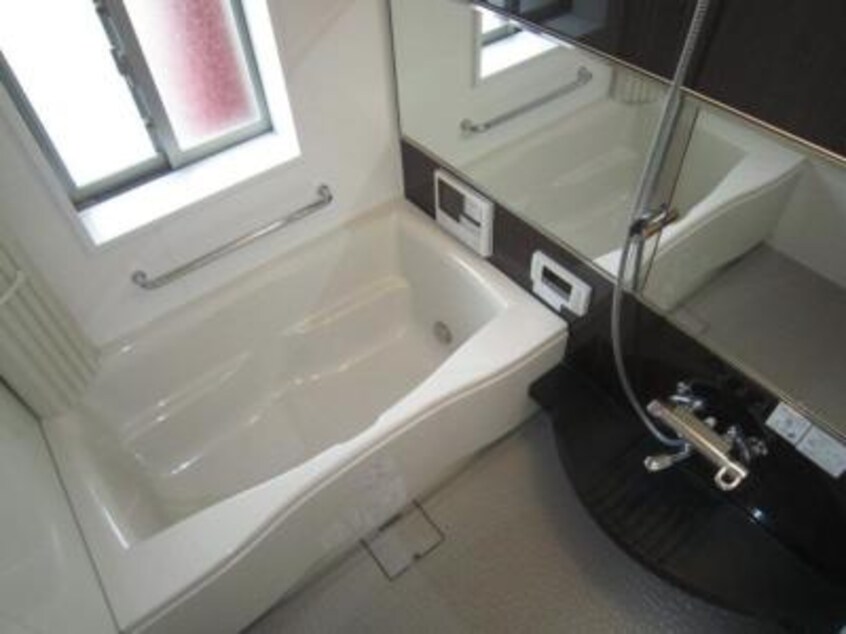 バス／シャワールーム等 ｴｽﾃﾑﾌﾟﾗｻﾞ神戸西Ⅴﾐﾗ-ｼﾞｭ(802)