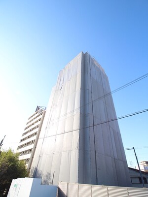 ﾌｧｰｽﾄｽﾃｰｼﾞ江坂広芝町（402）