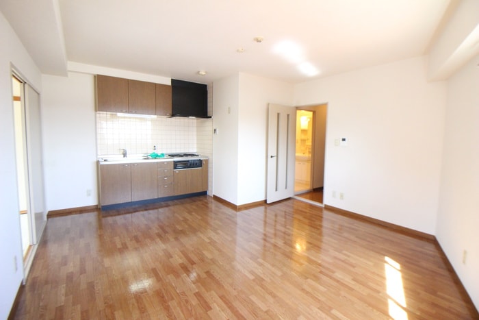 居室 クリアコート谷垣