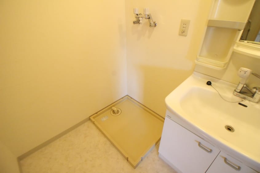 洗濯機置場 クリアコート谷垣