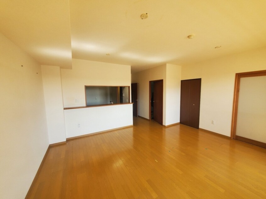 居室 ヴェルジコリ－ナ