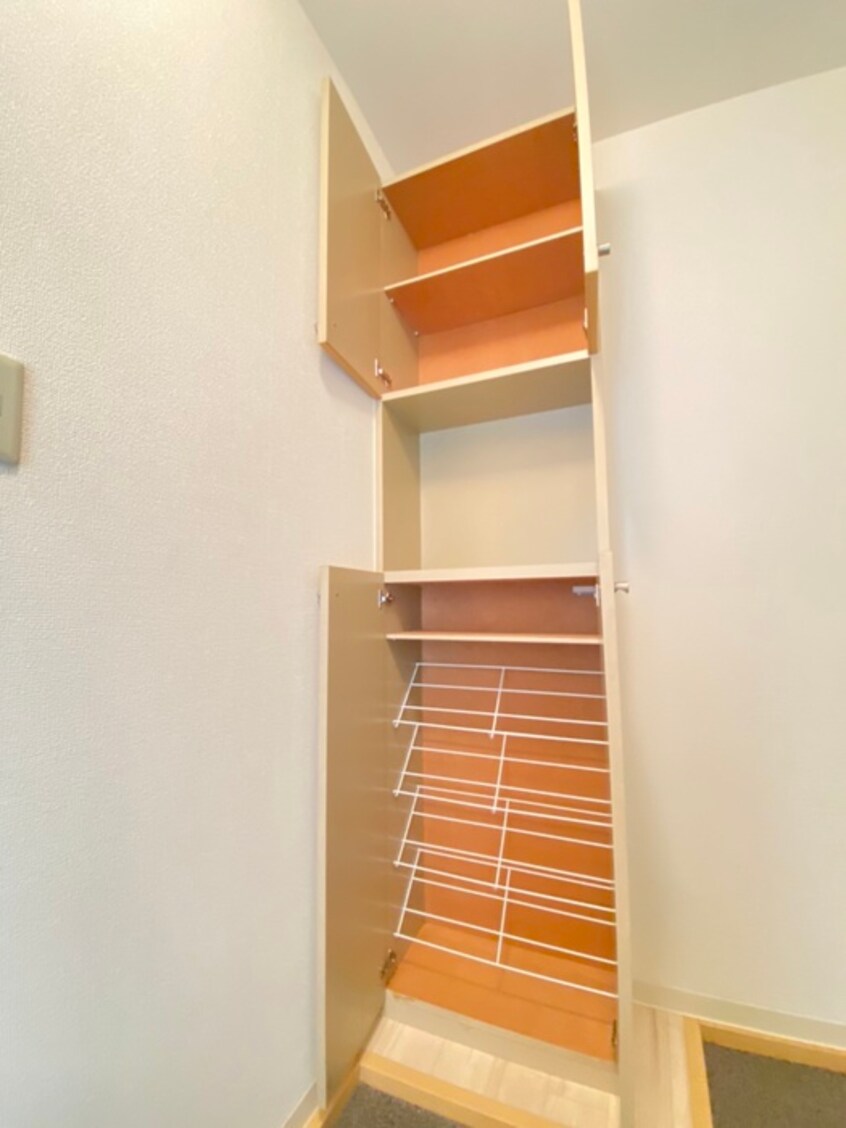靴箱 コートジュネス