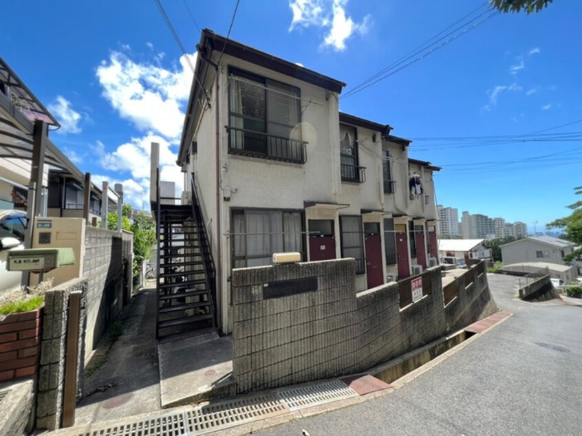 エントランス部分 ビバリーハイツしのはら