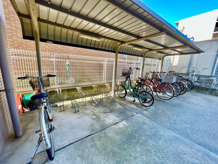 駐輪場 ボナール長栄寺