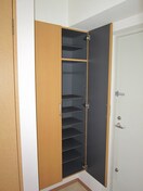 玄関 ボナール長栄寺